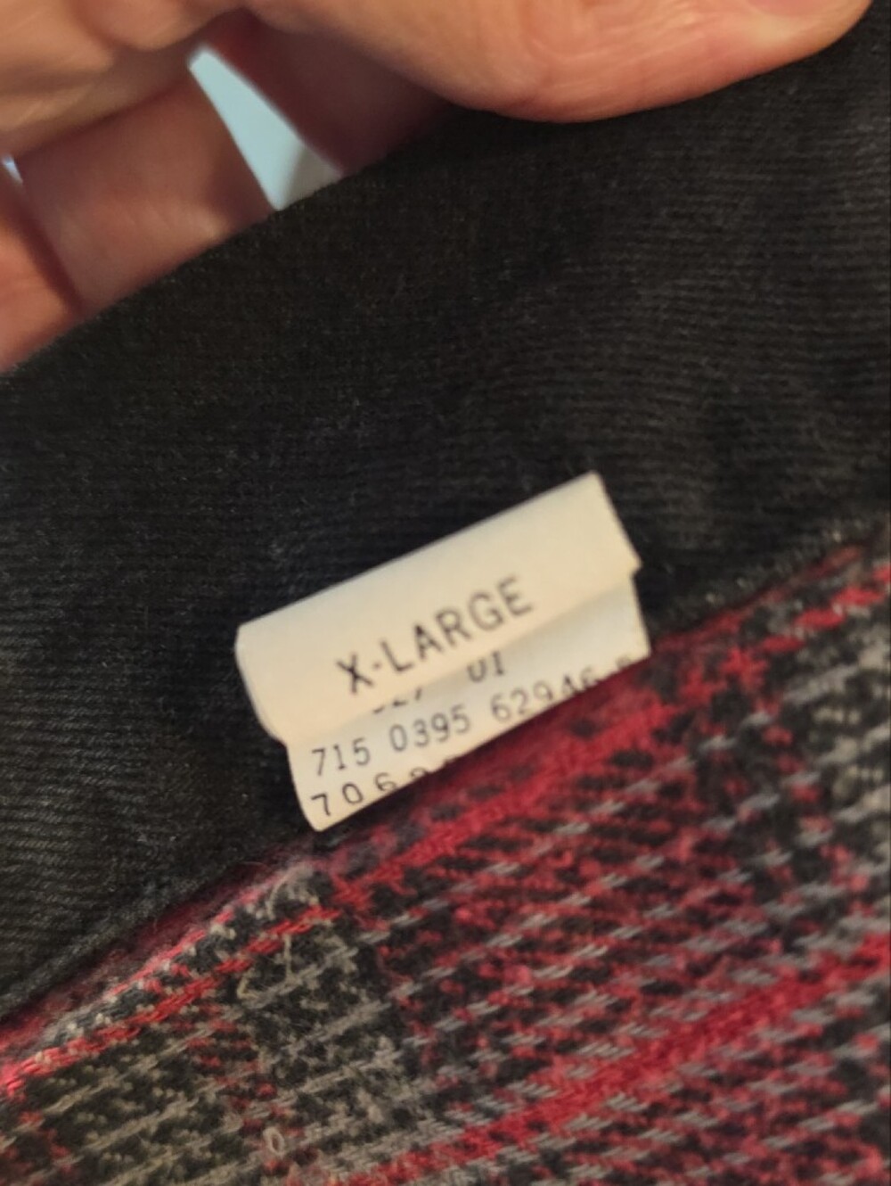 90s VTG Light Distressed Black Levi's Men's Denim-Style Jacket with Plaid Lining - Picture 3 of 9